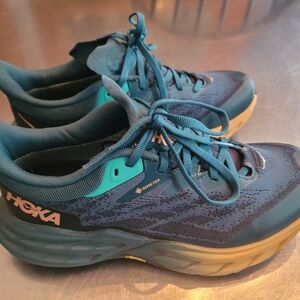 Hoka Women's Running Shoes Size 7
